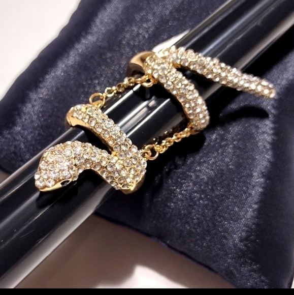Crystal Snake Gold Tone Stretch Ring NWT - Picture 2 of 3
